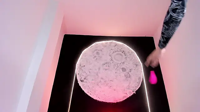 EthaanCox online show from November 8, 9:02 pm