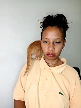 Miss sparkle00 online show from March 13, 3:44 am