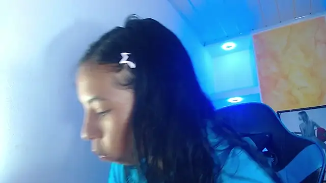 Miss sparkle00 online show from October 14, 4:24 am