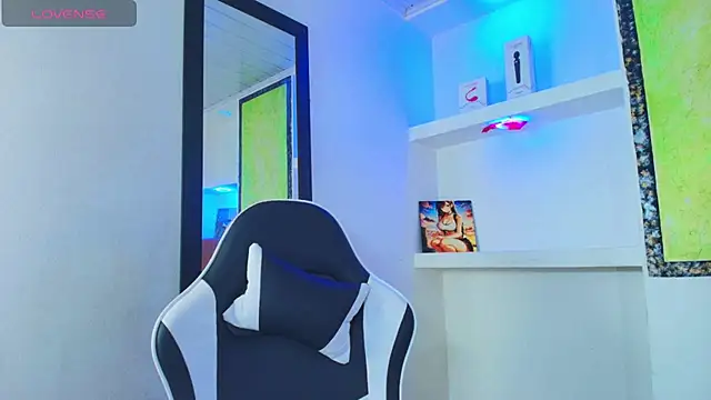 Miss sparkle00 online show from October 17, 9:56 am