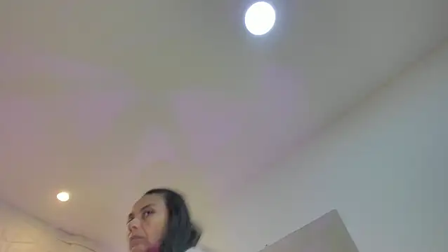 raquell moore online show from February 7, 4:00 pm