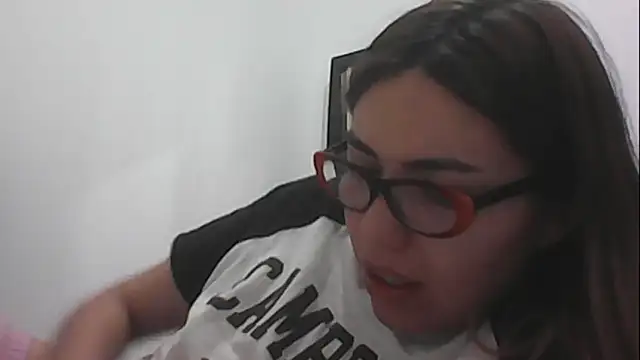 VittoriaTaylor online show from January 21, 2:05 pm