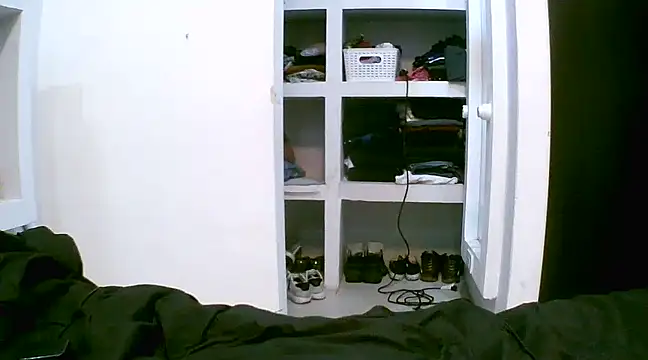 VittoriaTaylor online show from March 18, 4:58 am