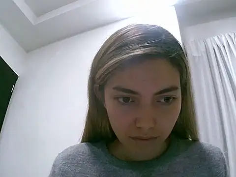 Snapshot of VittoriaTaylor chatting on May 22, 1:13 am VittoriaTaylor online show from May 22, 1:13 am