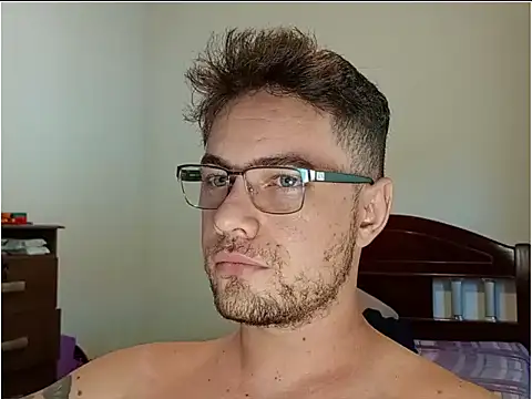 Dyllan   online show from April 14, 1:28 pm