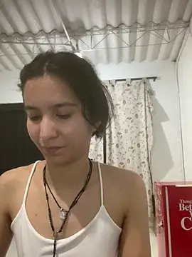 Bella still online show from March 18, 1:32 am