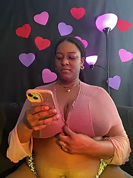 xoxoHotCoCo online show from February 17, 4:24 pm