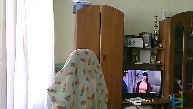 Snapshot of HunterOnBoobs chatting on February 27, 8:39 am HunterOnBoobs online show from February 27, 8:39 am