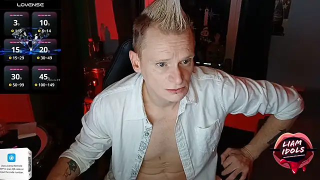 LiamIdols online show from November 18, 6:34 pm