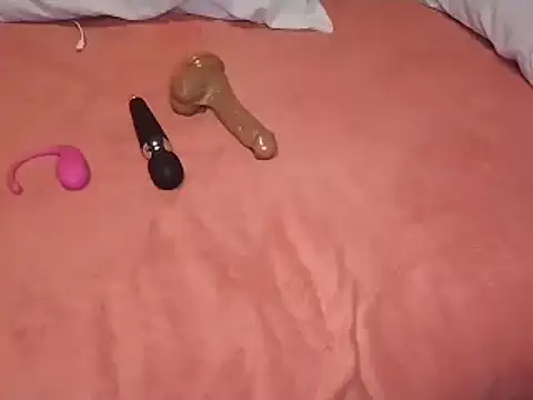 Snapshot of Chandy012 chatting on November 29, 7:06 pm Chandy012 online show from November 29, 7:06 pm