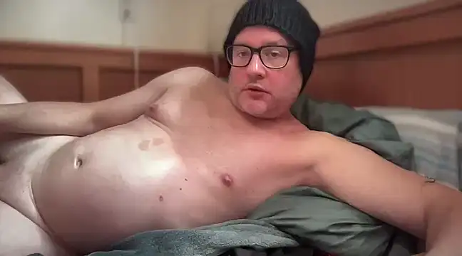 Snapshot of __DR3W__ chatting on January 24, 3:55 pm DR3W online show from January 24, 3:55 pm