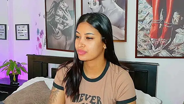 loretahorny online show from March 31, 12:49 pm