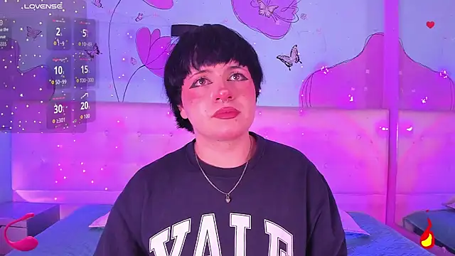 Snapshot of dalmonn_lennoxx chatting on November 11, 11:43 am dalmonn lennoxx online show from November 11, 11:43 am