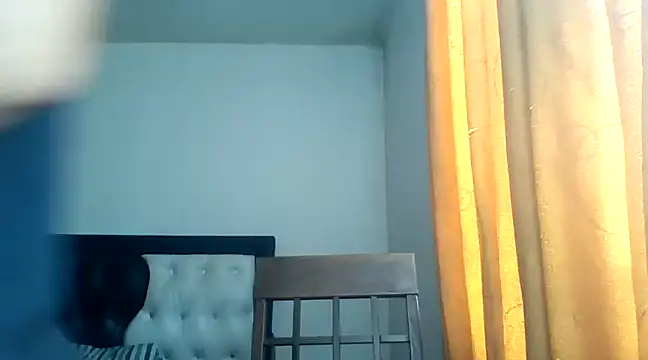 Snapshot of davidcr89 chatting on March 12, 7:28 pm davidcr89 online show from March 12, 7:28 pm