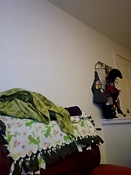 CorgiGodez98 online show from November 27, 3:52 am