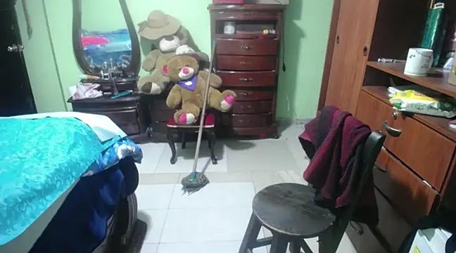 jazmin mature  online show from February 17, 12:05 pm