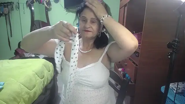 jazmin mature  online show from November 29, 12:41 pm