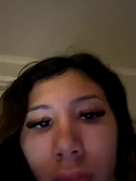 emilyslut2005 online show from September 13, 8:47 am