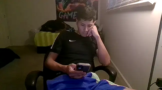 Snapshot of PerroDemonioHot chatting on February 5, 10:44 pm PerroDemonioHot online show from February 5, 10:44 pm