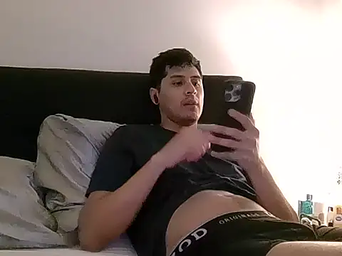 Snapshot of PerroDemonioHot chatting on March 2, 3:09 am PerroDemonioHot online show from March 2, 3:09 am