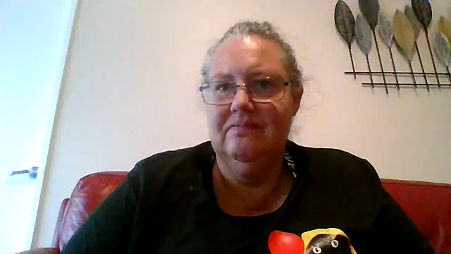 k1w1bbw online show from February 10, 6:09 am