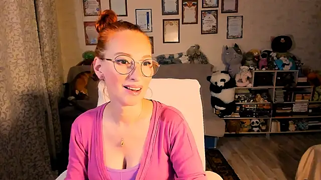 Snapshot of red_rocco chatting on November 22, 4:28 pm red rocco online show from November 22, 4:28 pm