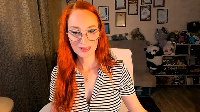 Snapshot of red_rocco chatting on November 23, 5:46 pm red rocco online show from November 23, 5:46 pm