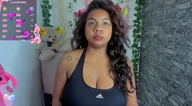 naty jhonsom  online show from March 16, 9:38 am