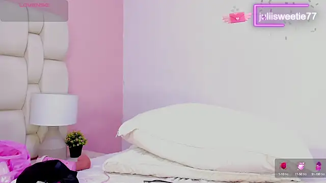 JuliiSweetie online show from January 29, 10:53 pm