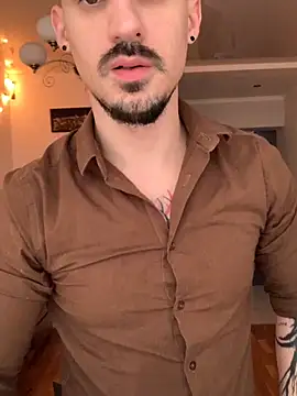 AssHunter4k online show from November 18, 9:14 am