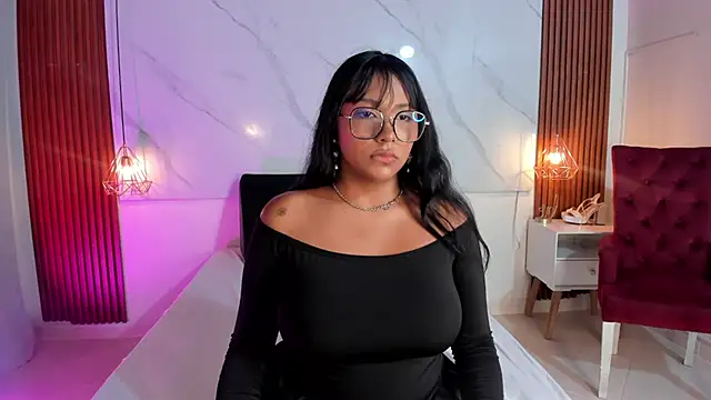 isabella zc online show from November 29, 8:23 pm