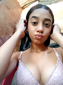 Zoe Sweett18 online show from January 24, 9:58 pm