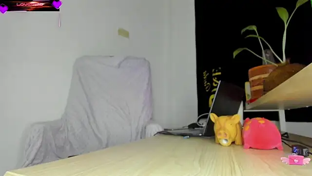 VioletParkker online show from April 20, 2:03 am