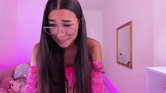 Dana Paula online show from March 22, 2:58 pm