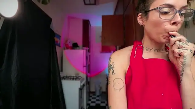 bunnierotten online show from March 31, 12:12 am