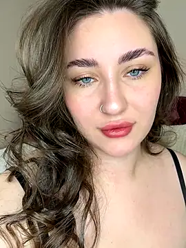 KiraBarlows online show from November 18, 8:24 pm