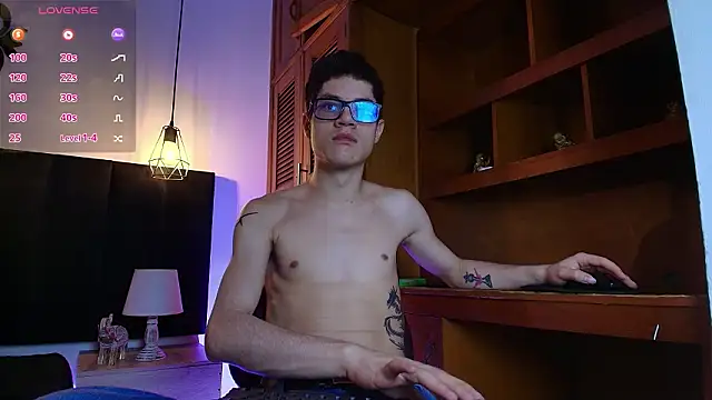 wolfandsky online show from March 18, 11:24 am