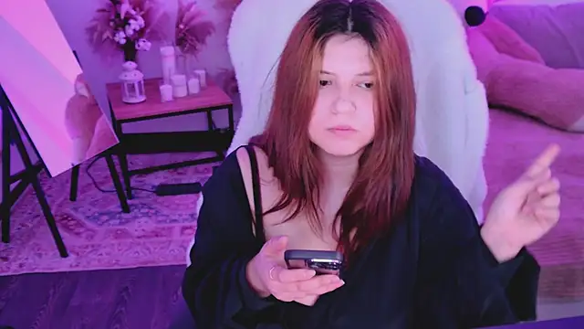 DiaAngell online show from April 19, 10:56 pm