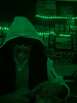 Snapshot of Blade_Ryder666 chatting on February 23, 7:06 am Blade Ryder666 online show from February 23, 7:06 am