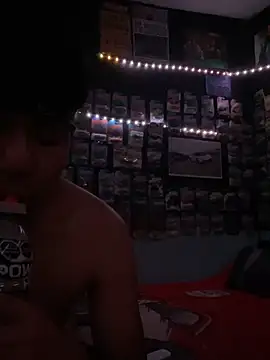 Snapshot of Blade_Ryder666 chatting on March 3, 8:31 am Blade Ryder666 online show from March 3, 8:31 am