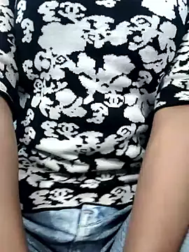 Leoni G online show from December 21, 7:59 am