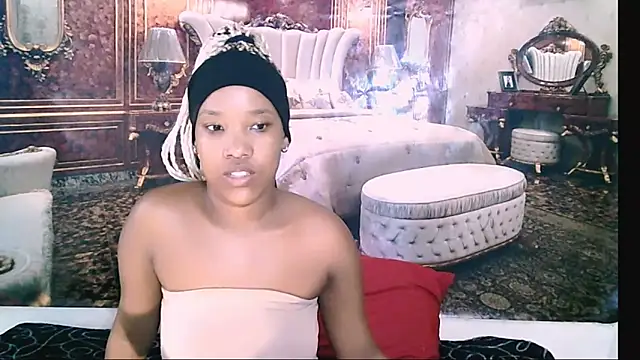 EroticSexyPrada online show from February 1, 12:37 pm