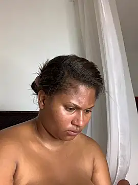 madell online show from February 25, 6:12 am