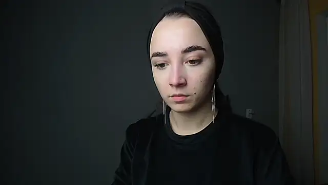 Eva Gloryy online show from February 13, 5:44 pm