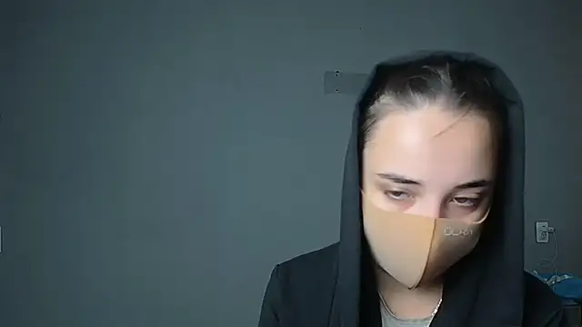 Eva Gloryy online show from October 8, 9:18 am