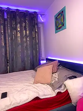 HotLivv69 online show from October 6, 8:50 pm