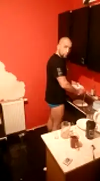 Snapshot of bobbuilder77pl chatting on January 18, 12:02 am bobbuilder77pl online show from January 18, 12:02 am