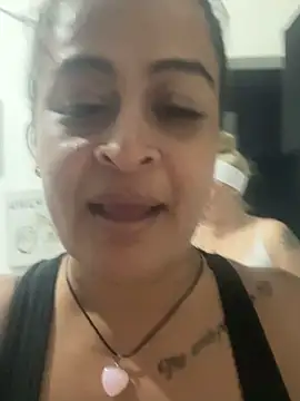 Lili  taylor online show from December 17, 11:22 pm