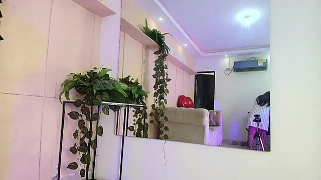 lorena medina online show from February 15, 7:39 pm