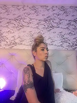 viktoria davis  online show from February 14, 1:13 am